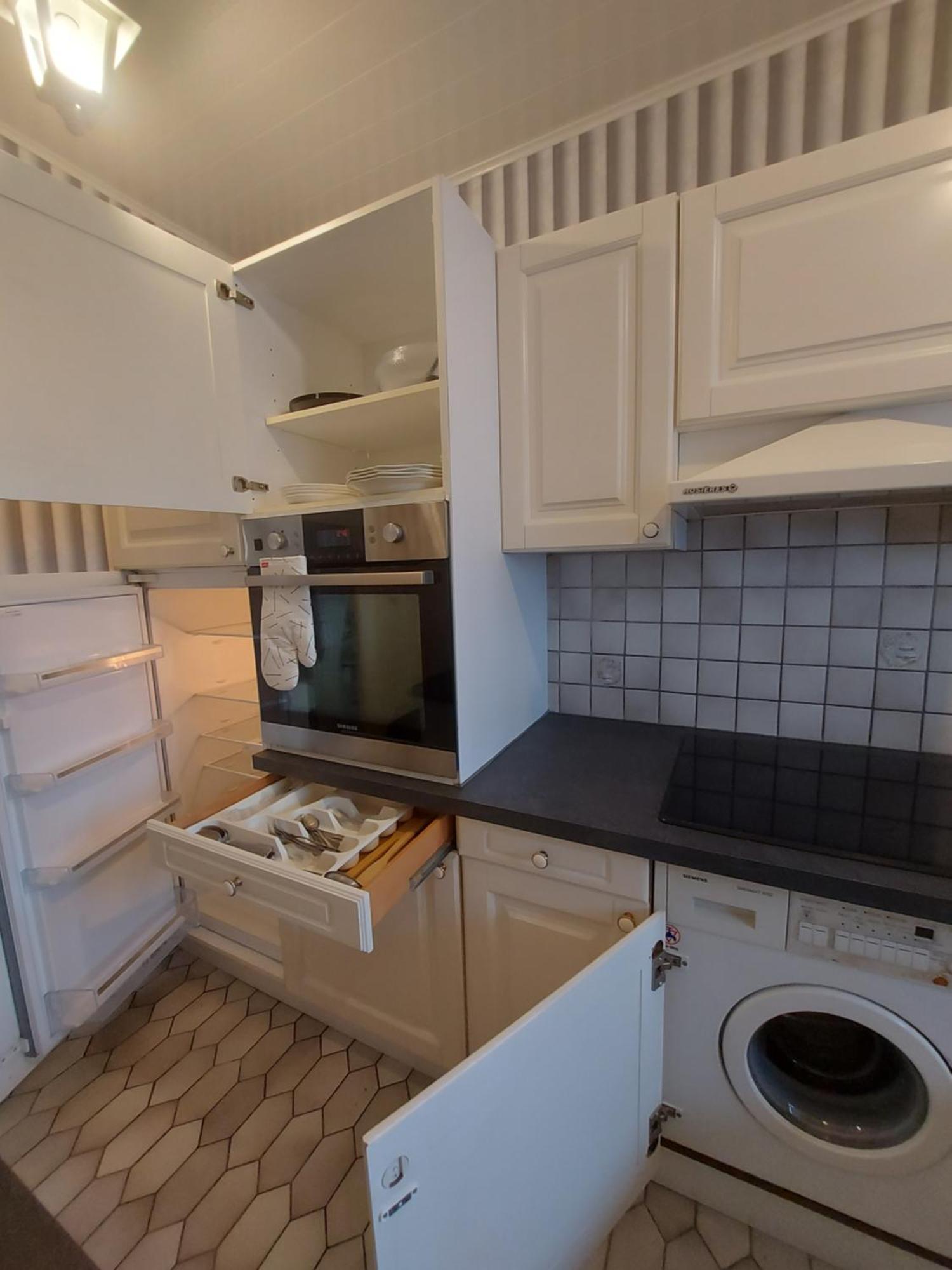 Apartment Avec Parking A 11 Min De Paris Et 15 Min De La Defense Arena Argenteuil